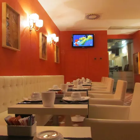 Ξενοδοχείο Borgovico 3*