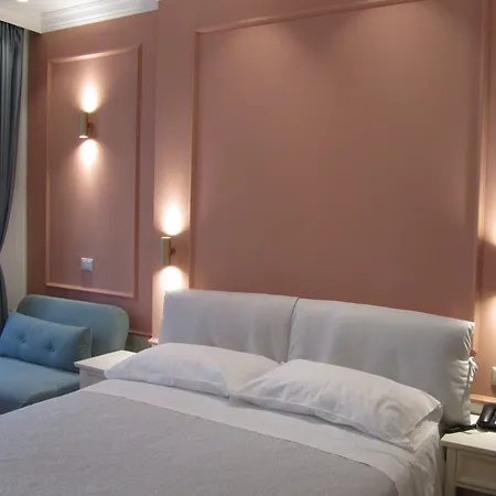 Borgovico 3* Όπως